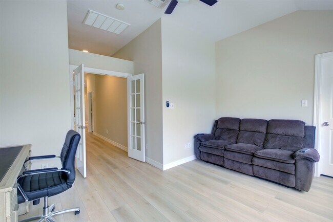 property at 1711 Huldy St