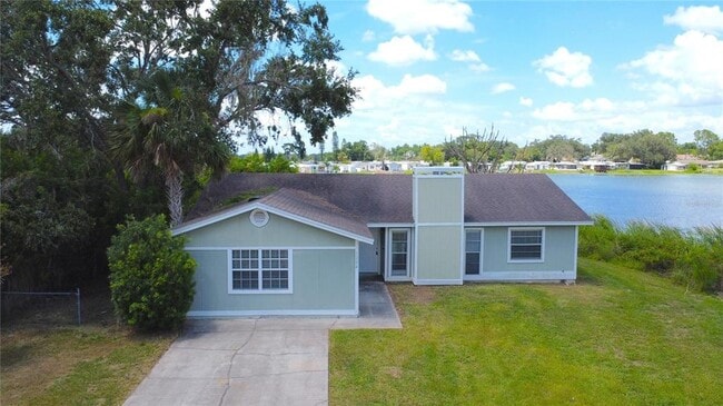 property at 1204 Honeytree Ln W