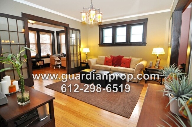 property at 1725 Hague Ave