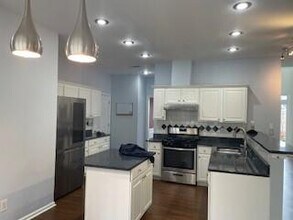 420 Ruby Forest Pkwy in Suwanee, GA - Building Photo - Building Photo