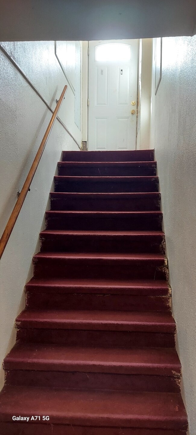 property at 918 5th St