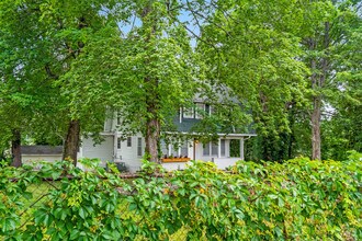 205 W Main St in Greenbrier, TN - Building Photo - Building Photo
