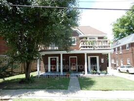 2360 Forest Ave in Memphis, TN - Building Photo