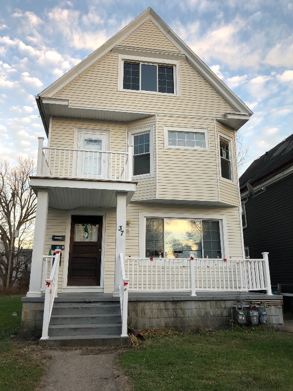 37 Holland Pl