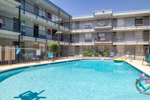 Tempe Terrace in Tempe, AZ - Building Photo
