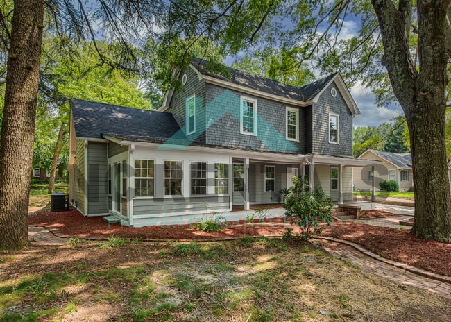 234 S Academy St in Mooresville, NC - Building Photo - Building Photo