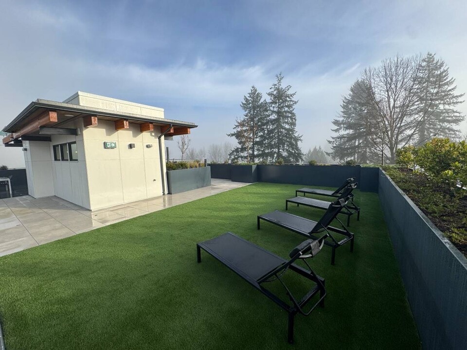 125 Albert St in Port Moody, BC - Building Photo