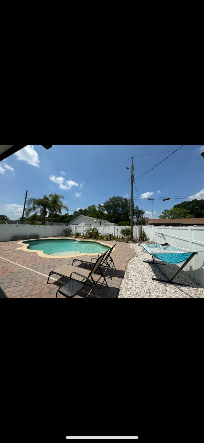 1200 Oxford Rd in Maitland, FL - Foto de edificio - Building Photo