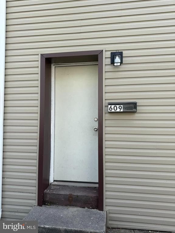 property at 609 Dauphin St