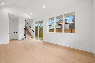 7706 Watson St in Austin, TX - Building Photo - Building Photo