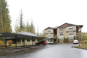 Double Creek Condominiums in Sandy, OR - Foto de edificio - Building Photo