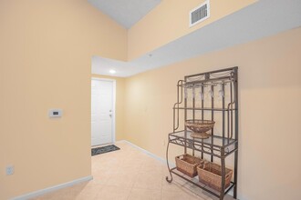 284 Village Blvd, Unit 9201 in Tequesta, FL - Building Photo - Building Photo