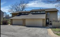 Countryshire Apartments in Kansas City, MO - Foto de edificio - Building Photo