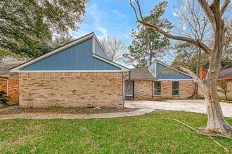 5826 Skewen St in Humble, TX - Building Photo - Building Photo