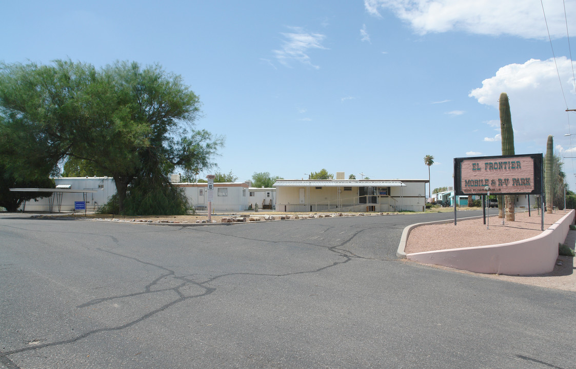 El Frontier in Tucson, AZ - Building Photo