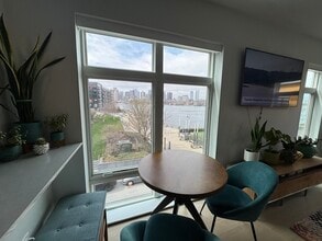 1 Lisbon St, Unit 301 in Boston, MA - Foto de edificio - Building Photo