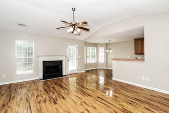 808 Aarons Ct in Mcdonough, GA - Building Photo - Building Photo