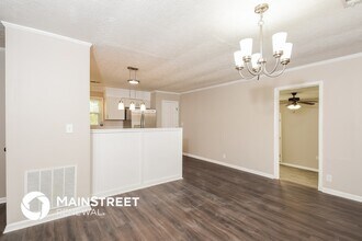 19 Sioux Rd NE in Cartersville, GA - Foto de edificio - Building Photo