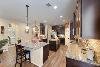 111 Quail Meadow Dr in Conroe, TX - Building Photo - Building Photo