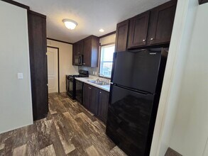 117 Beech in Highland, MI - Building Photo - Building Photo