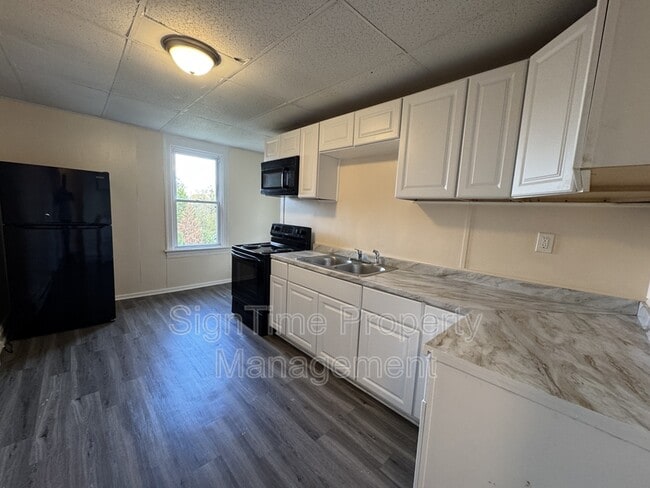 property at 666 N Prospect St