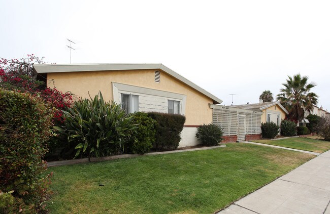 4471-4477 Illinois St in San Diego, CA - Foto de edificio - Building Photo