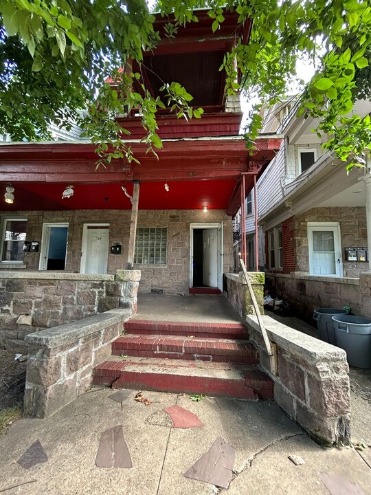 730 W State St-Unit -730 W state #1 in Trenton, NJ - Building Photo