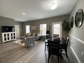 Harbin Pointe Apartment Homes in Bentonville, AR - Building Photo - Building Photo