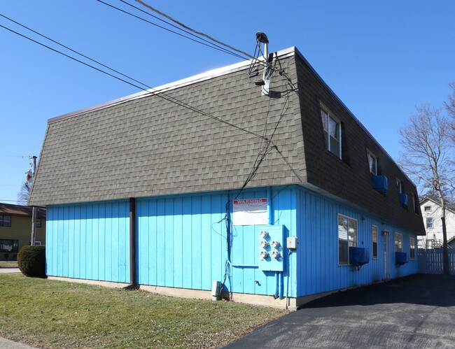 231 Vine St in Aurora, IL - Building Photo - Building Photo