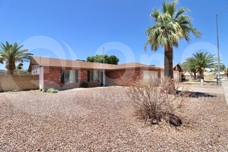 946 N Ricardo Cir in Mesa, AZ - Building Photo - Building Photo