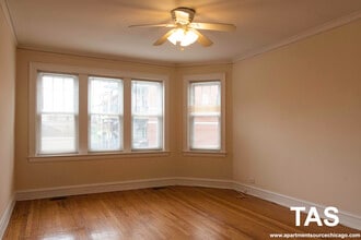 5208 N Leavitt St in Chicago, IL - Building Photo - Building Photo