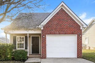 908 Winchester Pass in Nashville, TN - Building Photo