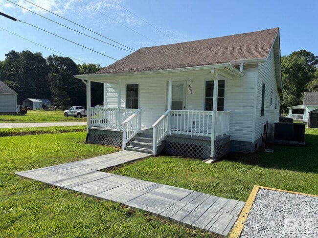 property at 108 E Pine St
