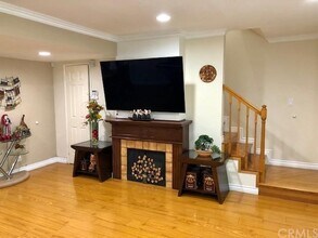 212 N Jackson St, Unit 5 in Glendale, CA - Building Photo - Building Photo