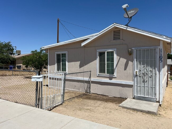 1105 Nancy St in Barstow, CA - Building Photo - Building Photo