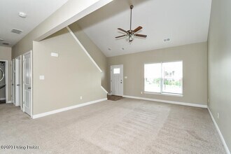 10618 Brook Chase Ct in Louisville, KY - Building Photo - Building Photo