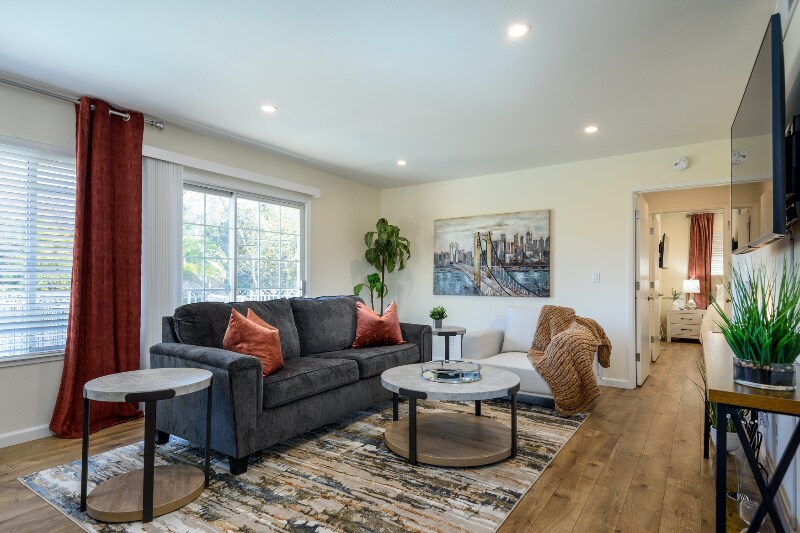 3567 Farm Hill Blvd in Redwood City, CA - Building Photo