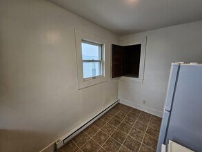411 Wheeling Ave in Muncie, IN - Building Photo - Building Photo