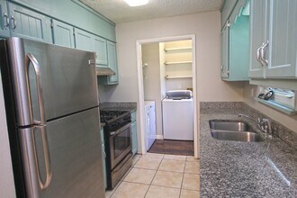 1609 Doctor M.L.K. Jr Dr in Pensacola, FL - Building Photo - Building Photo