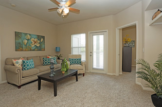 The Avenue in Nederland, TX - Building Photo - Interior Photo