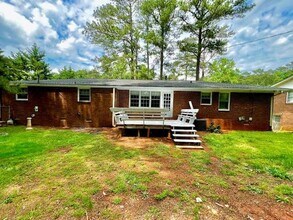 353 Harmony Grove Rd in Lilburn, GA - Building Photo - Building Photo