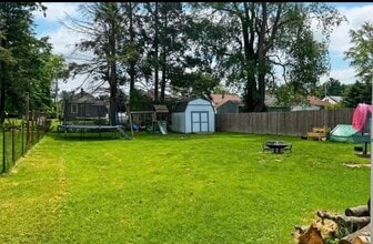 364 Oak St in Vestal, NY - Building Photo - Building Photo