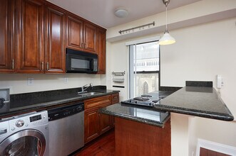 1125 12th St NW in Washington, DC - Building Photo - Building Photo