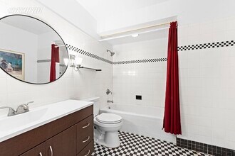 140 Charles St-Unit -: 14C in New York, NY - Building Photo - Building Photo