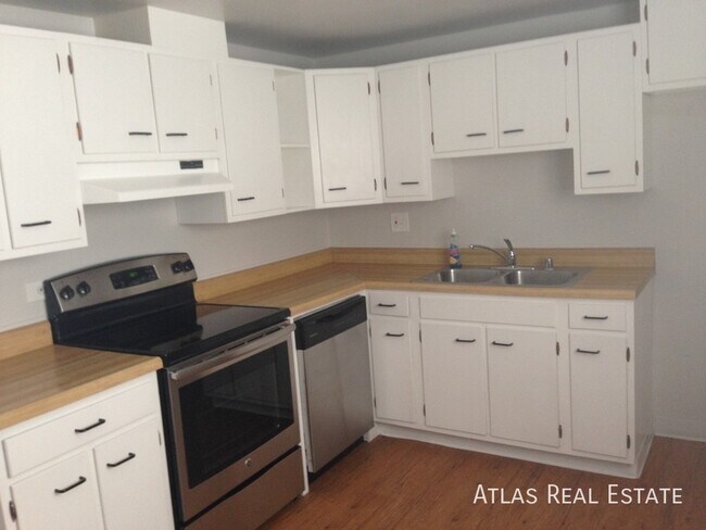 3750 Owens St in Wheat Ridge, CO - Building Photo - Building Photo