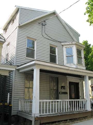 817 2nd St in Rensselaer, NY - Building Photo - Building Photo