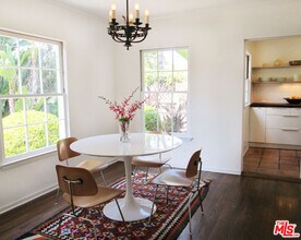 234 Entrada Dr in Santa Monica, CA - Building Photo - Building Photo
