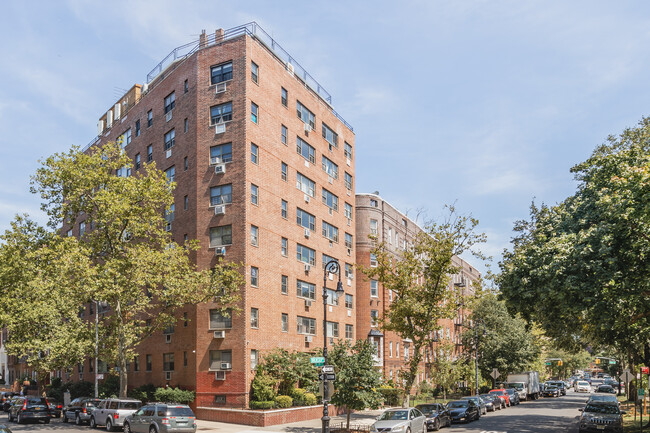 Shamco Apartments - 1901 Dorchester Rd in Brooklyn, NY - Building Photo - Building Photo