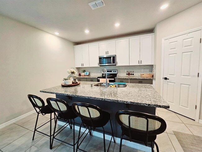 1219 Zambrana Ct in Winter Haven, FL - Building Photo - Building Photo