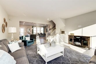 10850 Finsbury Aly in Waldorf, MD - Building Photo - Building Photo
